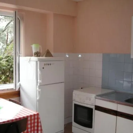 Bed & Breakfast In With Terrace, W-lan Banjol